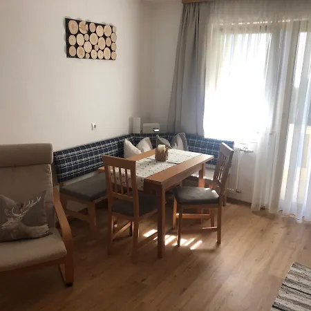 Haus Am Wald Нойштіфт-ім-Штубайталь