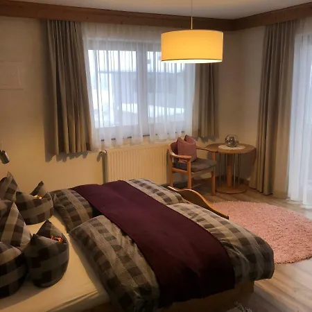 Haus Am Wald Apartman *